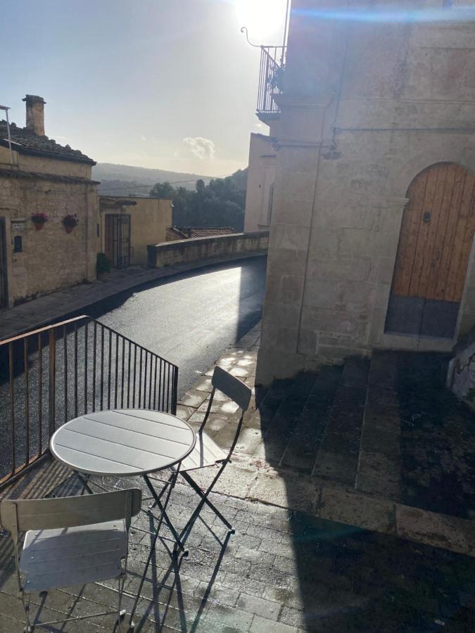 Super Giu Ragusa Exterior foto